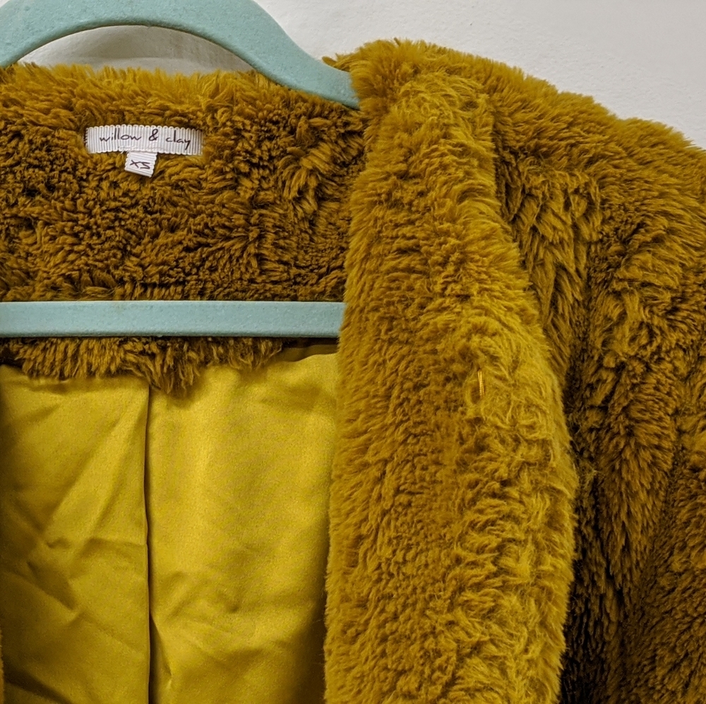 Nordstrom Gold Faux Fur Coat (XS) - Picture 5 of 7